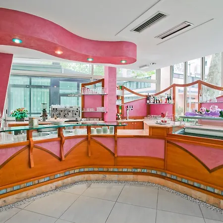 Le Lune Gatteo a Mare