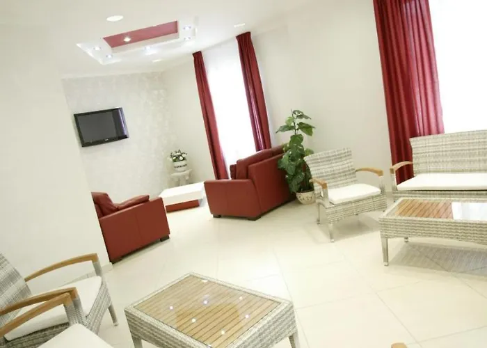 Le Lune Gatteo a Mare